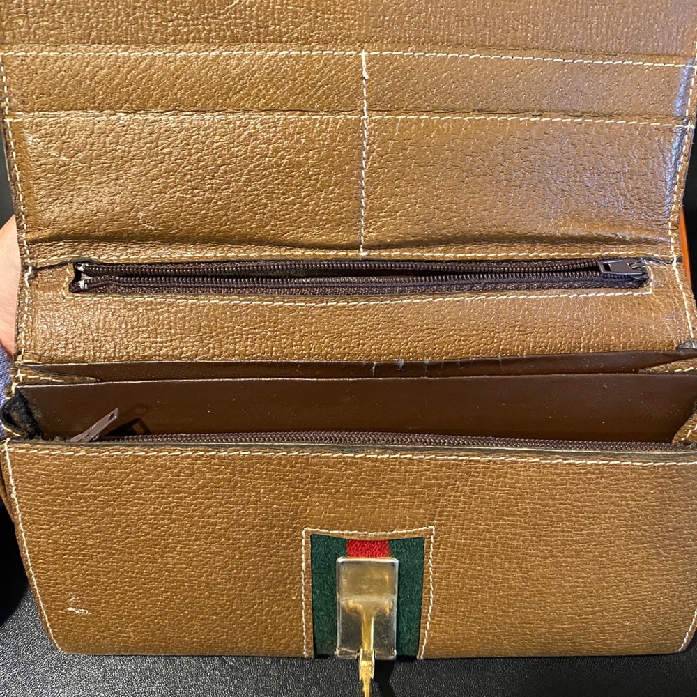 Rare GUCCI Sherry Line Brown Leather Clasp Wallet - Picture 3 of 3